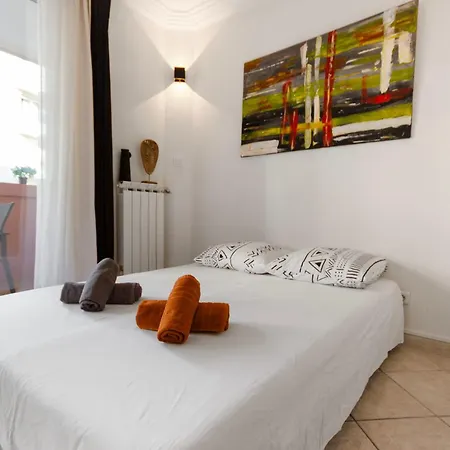 Le Nala - Spacious - Ac - Wifi - 10 Min From The Sea 아파트 니스